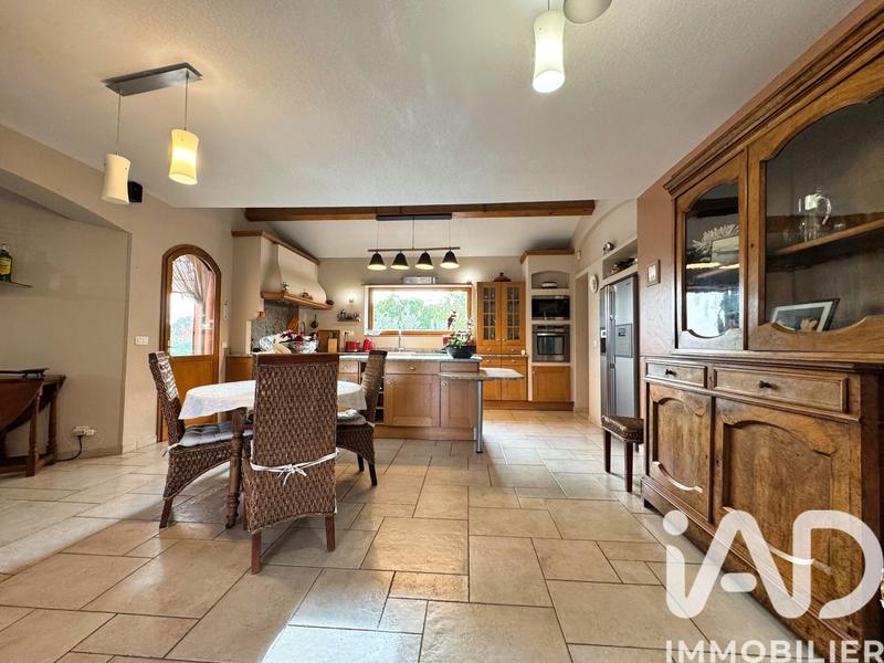 Maison - 135 m² - 4 pièces