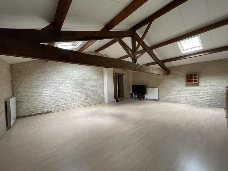 Maison - 392 m² - 8 pièces