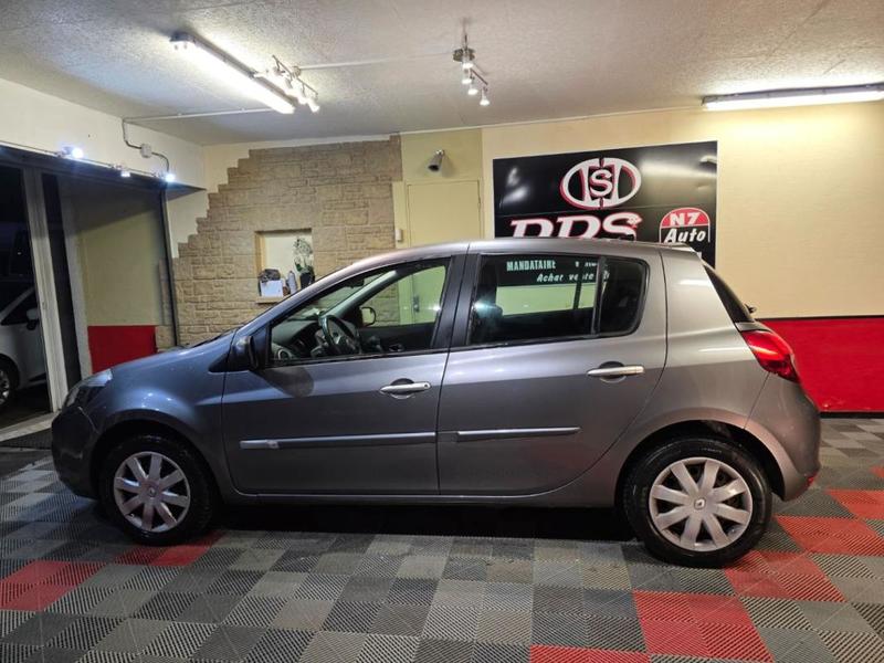 Renault Clio III 1.2 l Gps Regul Clim Distri Neuve