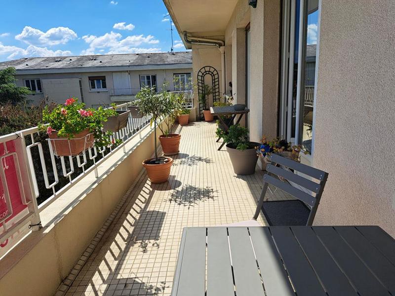 Appartement - 123 m² - 6 pièces