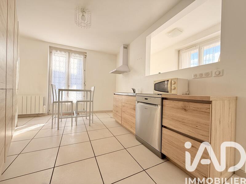 Maison de village - 77 m² - 3 pièces