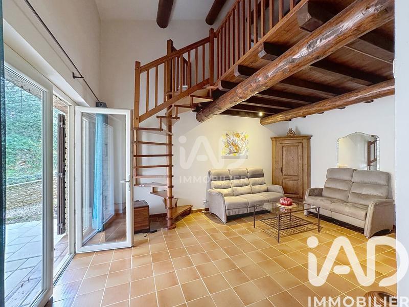 Maison - 140 m² - 7 pièces