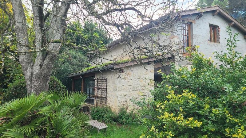 Propriété - 146 m² - 6 pièces