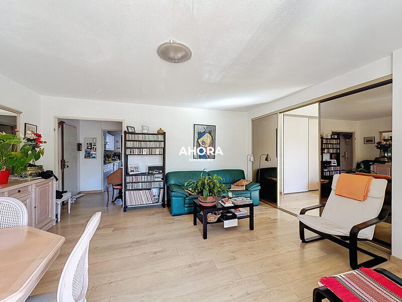 Appartement - 82 m² - 4 pièces