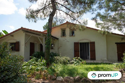 Maison - 170 m² - 8 pièces