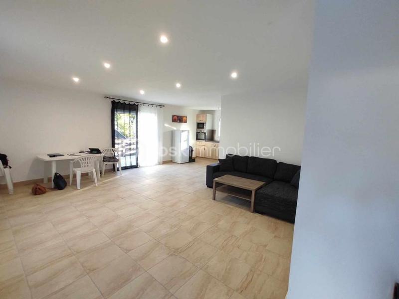 Pavillon - 85 m² - 3 pièces