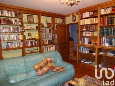 Maison - 240 m² - 10 pièces