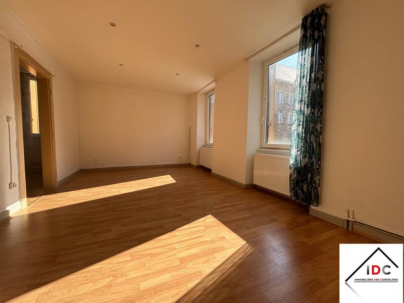 Appartement - 83 m² - 4 pièces