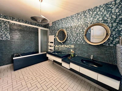 Maison ancienne - 180 m² - 7 pièces