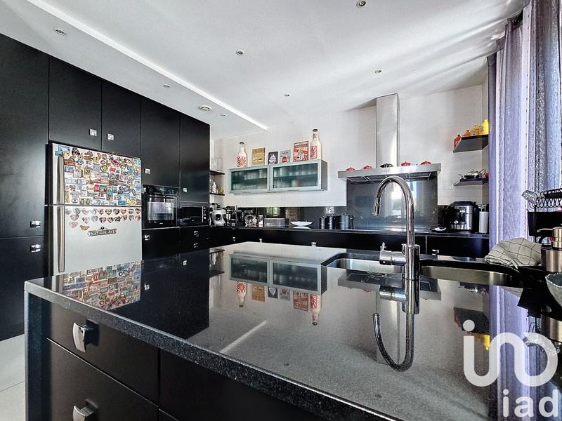 Maison - 170 m² - 7 pièces