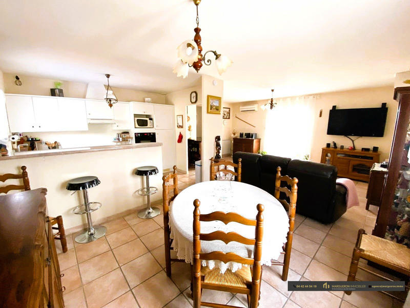 Villa - 180 m² - 5 pièces