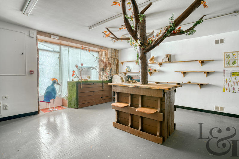 Maison - 210 m² - 8 pièces