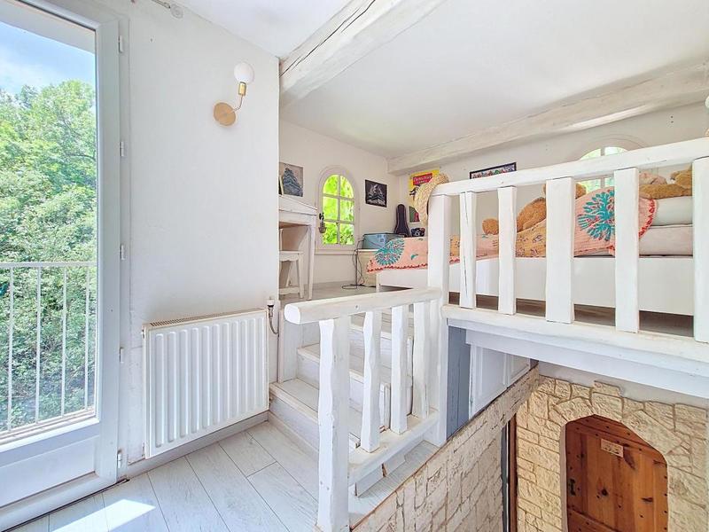 Mas - 189 m² - 7 pièces