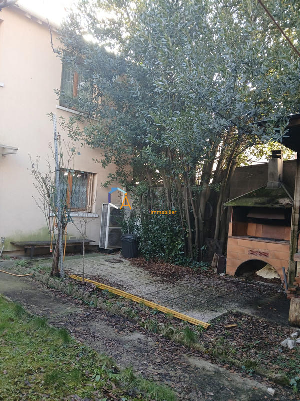 Maison - 192 m² - 6 pièces