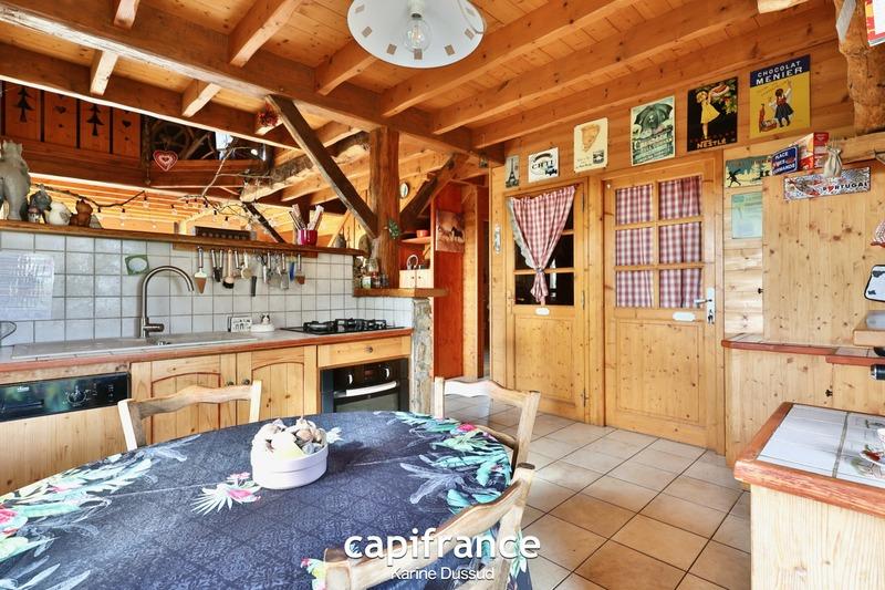 Châlet - 142 m² - 8 pièces