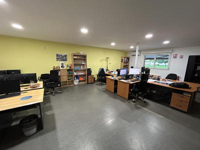 Bureau - 220 m²