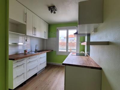 Appartement - 79 m² - 4 pièces