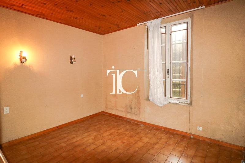 Maison - 180 m² - 7 pièces
