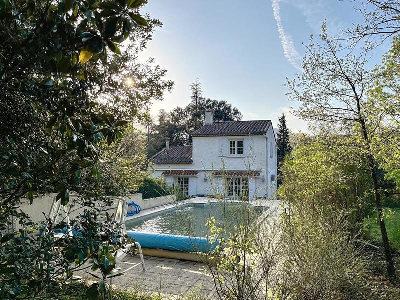 Maison - 152 m² - 6 pièces