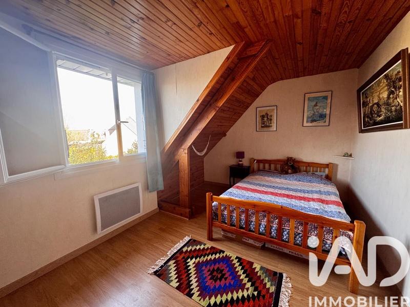 Maison - 137 m² - 7 pièces