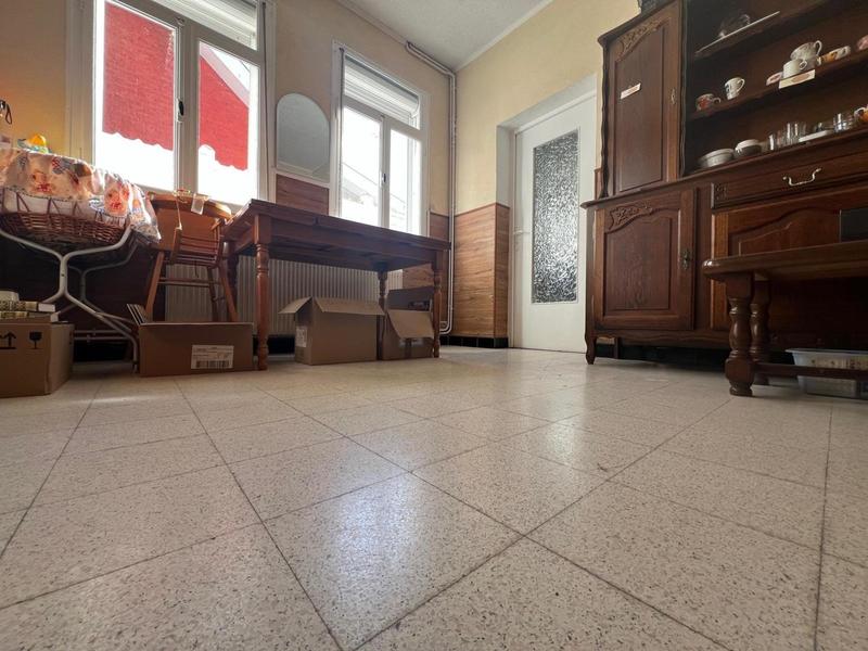 Maison - 80 m² - 5 pièces