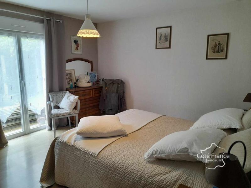 Maison - 182 m² - 8 pièces