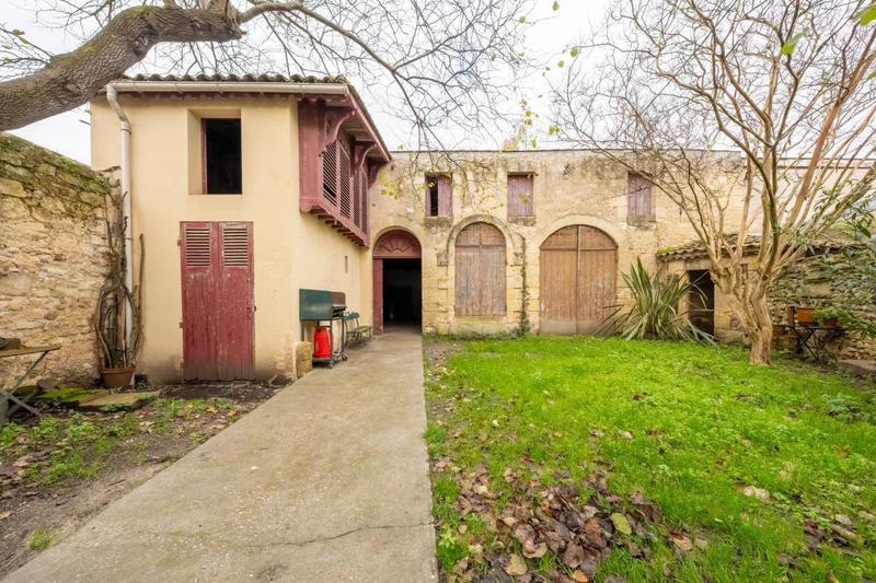 Maison de maîtres - 220 m² - 7 pièces