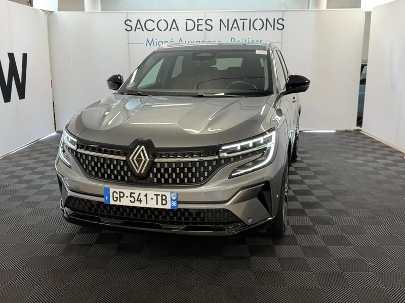 Renault Austral E-Tech hybrid 200 Iconic