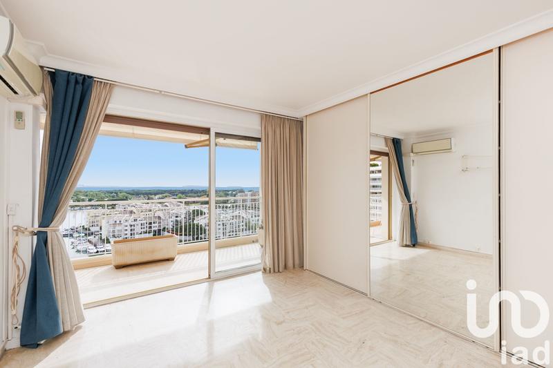 Appartement - 144 m² - 5 pièces