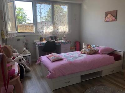 Appartement - 99 m² - 4 pièces