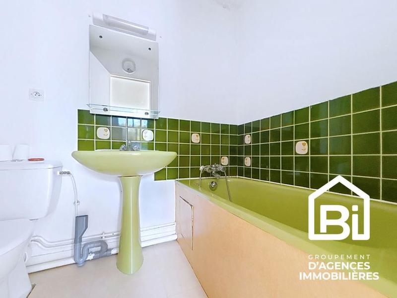 Studio - 24 m² - 1 pièce