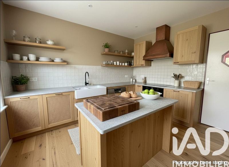 Maison - 110 m² - 6 pièces