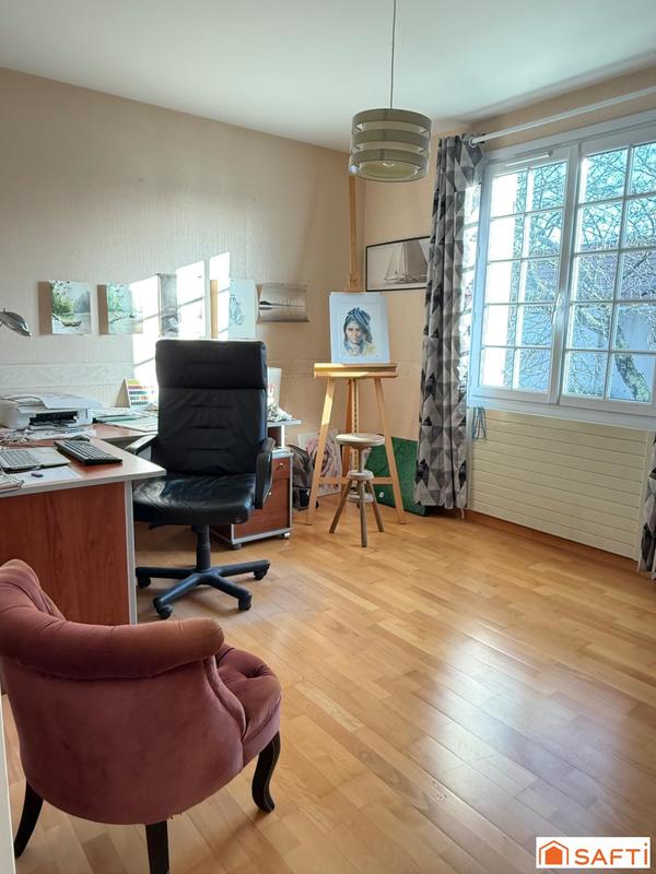 Maison - 159 m² - 7 pièces