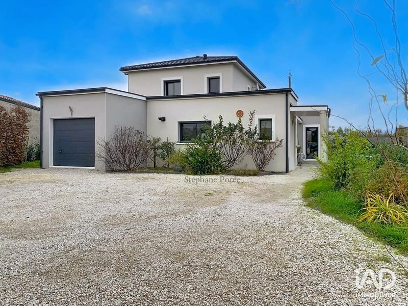 Maison - 150 m² - 4 pièces