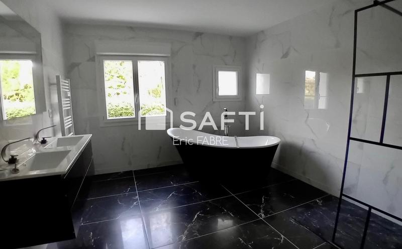 Maison - 182 m² - 6 pièces