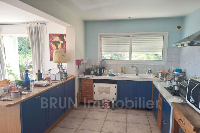 Maison - 217 m² - 5 pièces