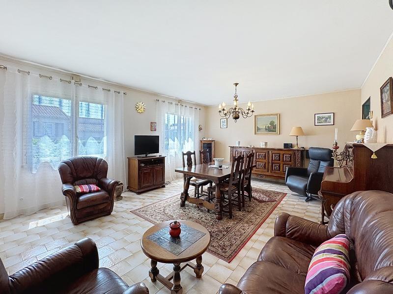 Maison - 149 m² - 7 pièces