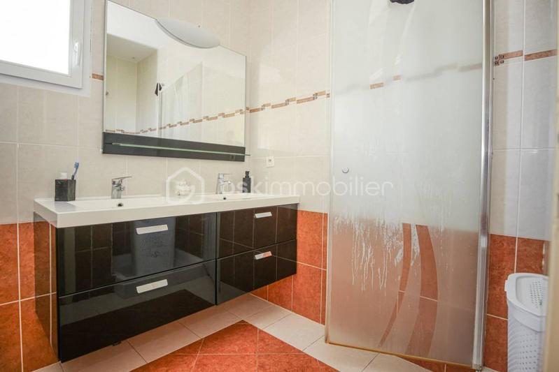 Villa - 165 m² - 6 pièces