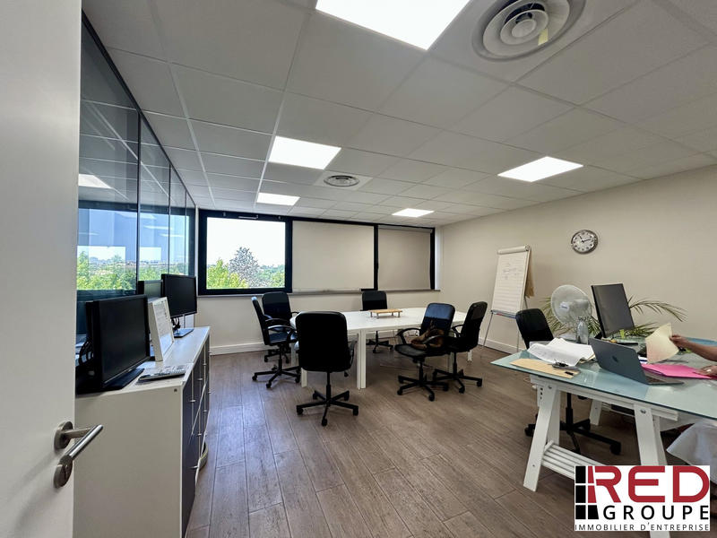 Bureau - 101 m²