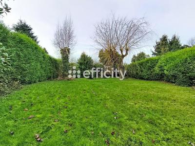 Maison - 156 m² - 9 pièces