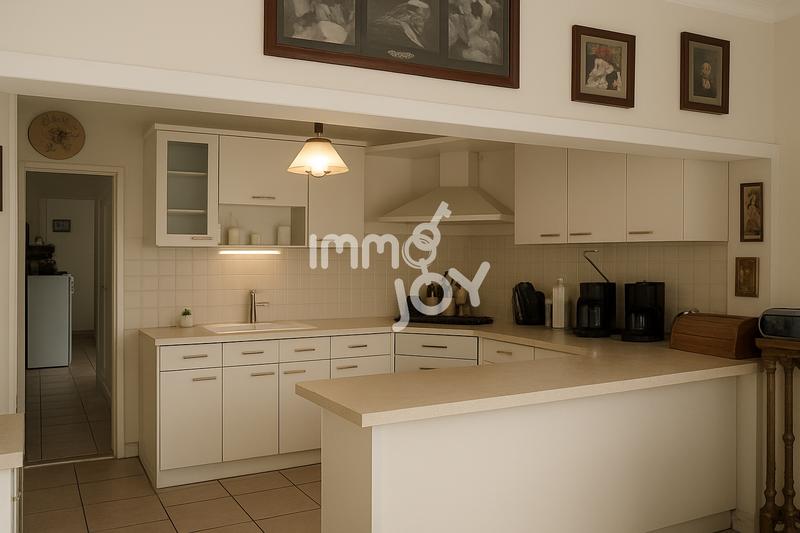 Maison - 190 m² - 7 pièces