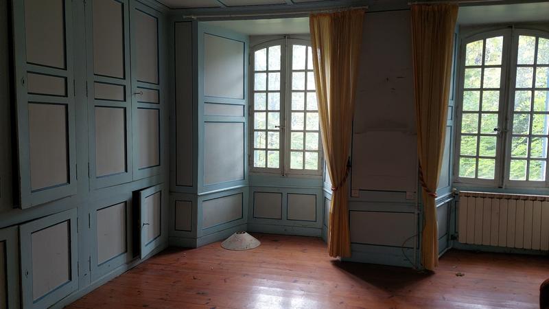 Maison - 700 m² - 10 pièces