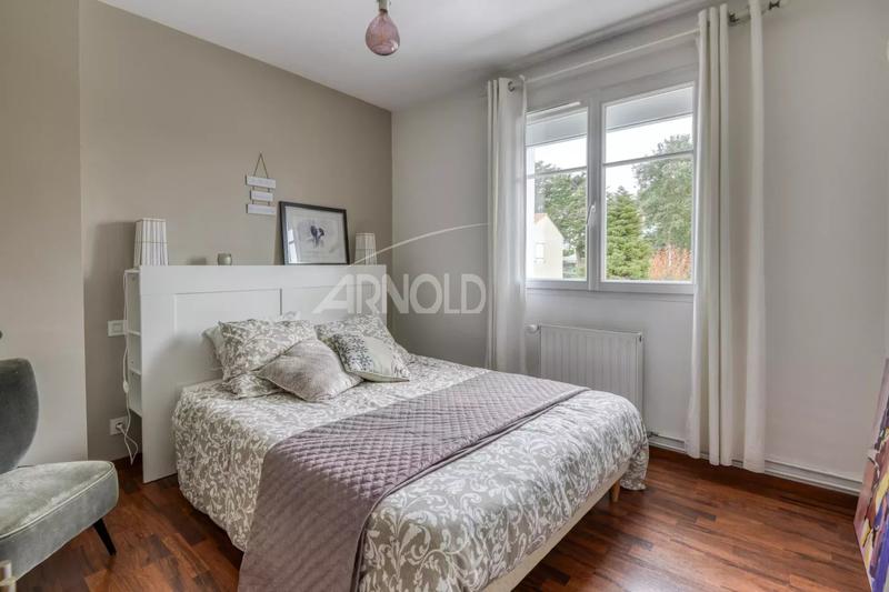 Maison - 191 m² - 8 pièces