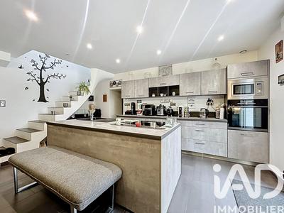 Maison - 117 m² - 5 pièces