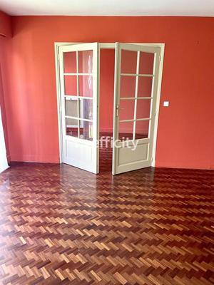 Appartement - 118 m² - 6 pièces