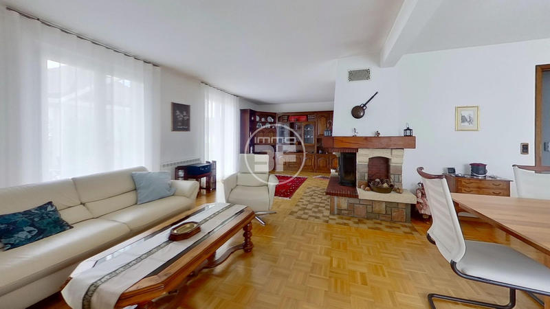 Maison - 130 m² - 5 pièces