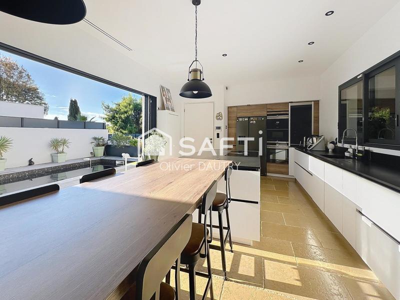 Maison - 103 m² - 4 pièces