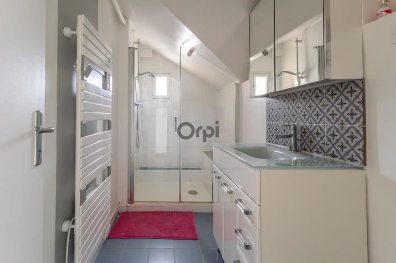 Maison - 105 m² - 4 pièces