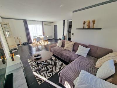 Maison - 150 m² - 5 pièces