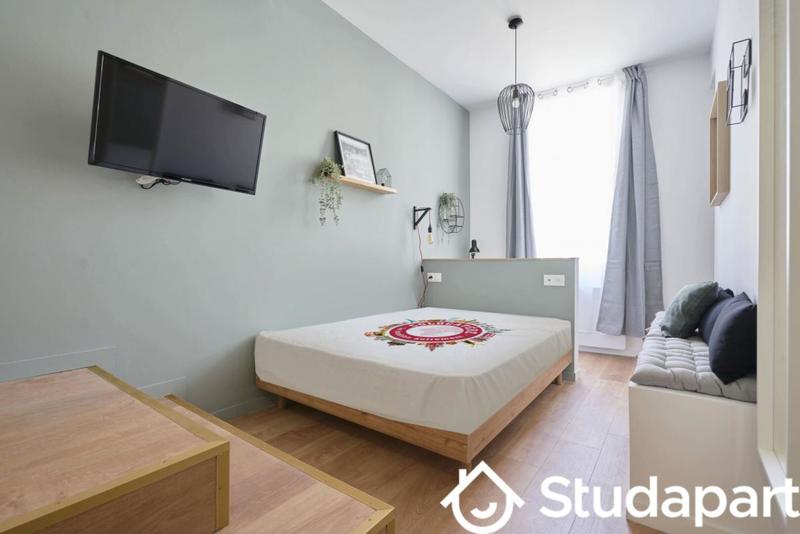 Chambre - 11 m² - 1 pièce